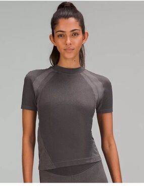 LULULEMON Seamless Short Sleeve Performance Top - Gray